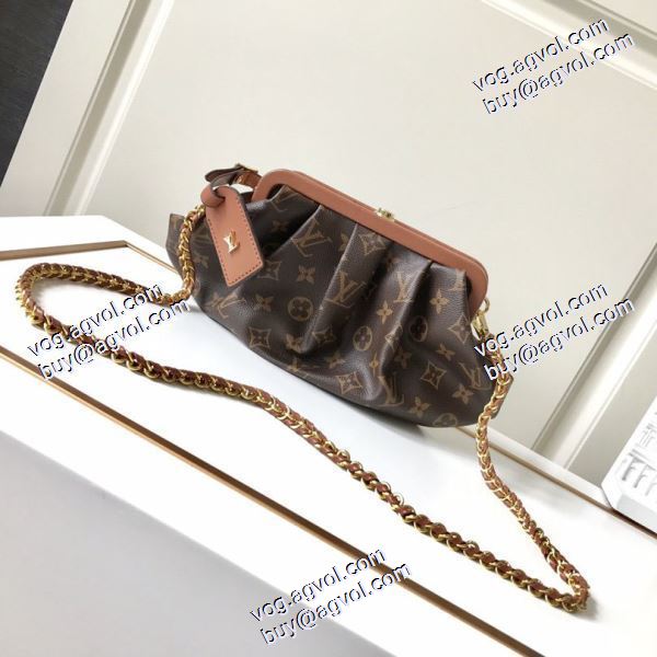 超人気美品ルイ ヴィトンコピー レディースバッグ  贈り物にも 2020AW LOUIS VUITTONブランドコピー M45229 Bouricot ポーチ