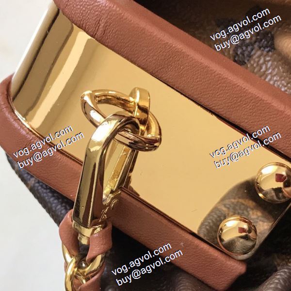 超人気美品ルイ ヴィトンコピー レディースバッグ  贈り物にも 2020AW LOUIS VUITTONブランドコピー M45229 Bouricot ポーチ