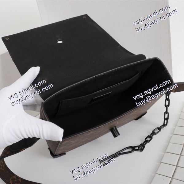 2020AW 2色可選 レディースバッグルイ ヴィトンコピー 斜め掛けバッグ 高級感を引き立てる LOUIS VUITTON コピー  M30717 ショルダーバッグ