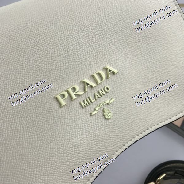 プラダコピー 高品質 人気 PRADAコピーブランド 2020AW レディースバッグ 高級感ある 多色可選 ショルダーバッグ 2102