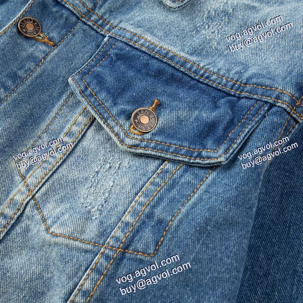 アルマーニ ARMANIブランド コピー 最安値に挑戦 おしゃれな装い 2020秋冬 デニムジャケット 