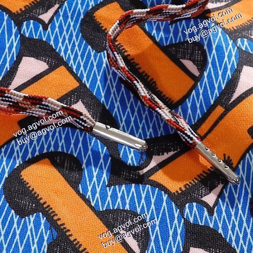 落ち着いた感覚 パーカー バーバリー コピー 大人っぼい BURBERRY コピー 2020AW 