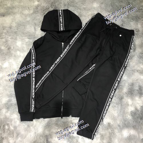 BURBERRYブランド 偽物 通販 上下セット 高級感を引き立てるバーバリーブランド コピー 2020AW 
