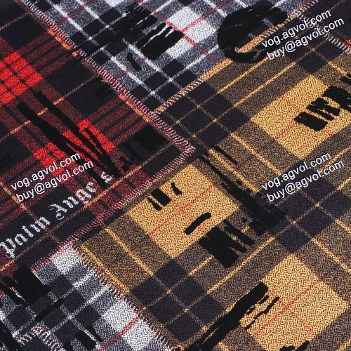 存在感のある プルオーバーパーカー  2020AW BURBERRYブランド コピー セール中