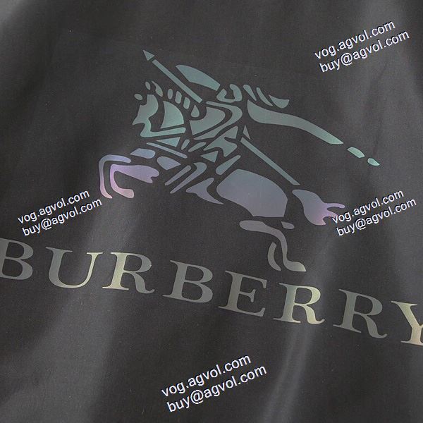 フード付きコート 2020秋冬 バーバリー BURBERRYコピー  2色可選 上品な輝きを放つ形 