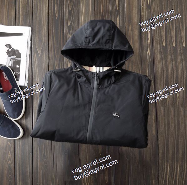 2020秋冬 海外セレブ愛用 フード付きコート バーバリー BURBERRYブランド 偽物 通販
