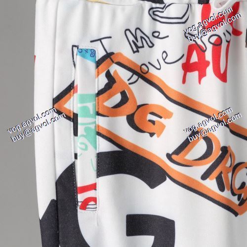 D&Gスーパーコピー 代引 2020AW セール中 上下セット 綺麗に決まるフォルム！
