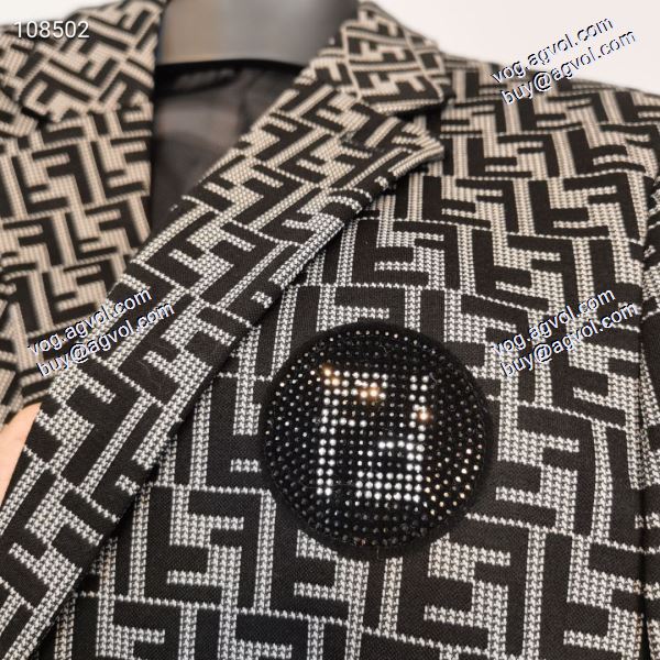 スタイリッシュな印象 フェンディコピー FENDI コピー2020秋冬新作 テーラードジャケット