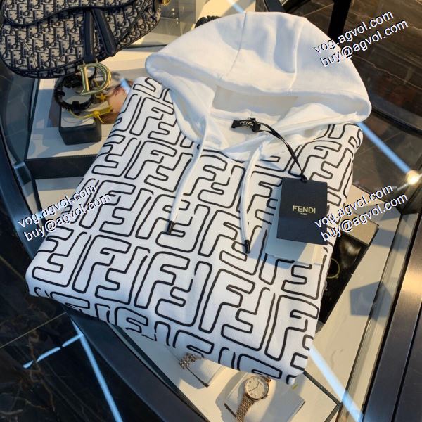 個性的なデザ フェンディコピー FENDI コピー2020秋冬新作 パーカー人気 ランキング
