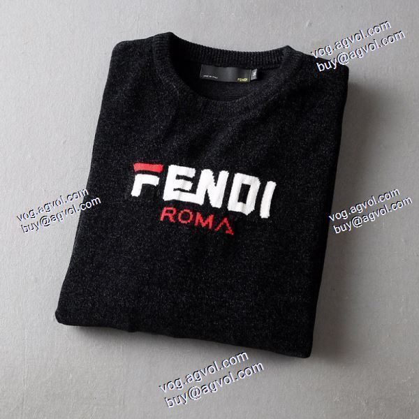 高品質 人気 2020秋冬 プルオーバーパーカー フェンディ FENDIスーパーコピー 激安