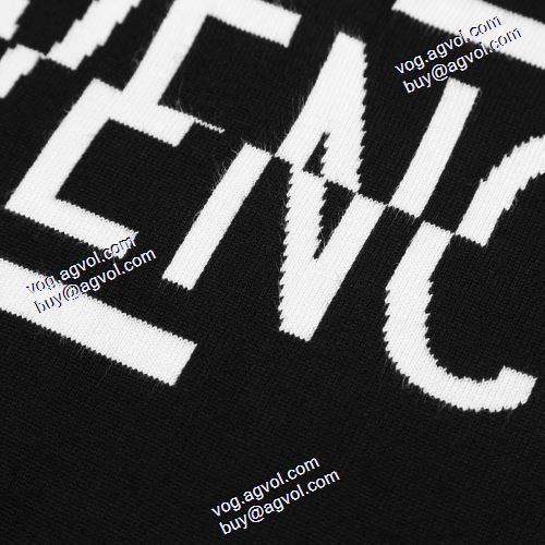  2020AWジバンシィコピー偽物 通販激安人気雑誌掲載 GIVENCHYコピー ムダな装飾を排したデザイン  