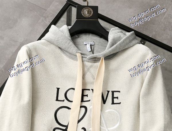 個性的なデザロエベ コピー耐久性のある LOEWE コピーパーカー 2020秋冬新作