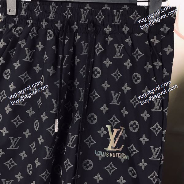 上下セット 2色可選 2020秋冬新作ルイ ヴィトンコピー  LOUIS VUITTON コピースタイリッシュな印象