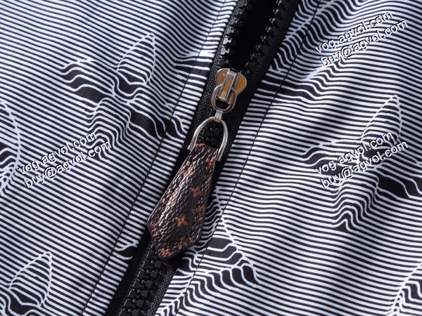 デザイン性の高い 2020秋冬新作ルイ ヴィトンコピー  LOUIS VUITTON コピー ブルゾン