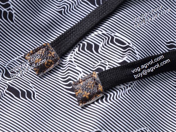 デザイン性の高い 2020秋冬新作ルイ ヴィトンコピー  LOUIS VUITTON コピー ブルゾン