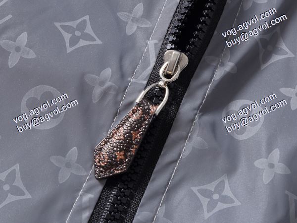 2020秋冬新作 数に限りがあるルイ ヴィトンコピー  LOUIS VUITTON コピー ブルゾン