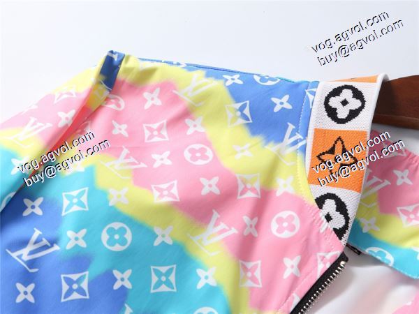 ブルゾン2020秋冬新作ルイ ヴィトンコピー存在感のある  LOUIS VUITTON コピー