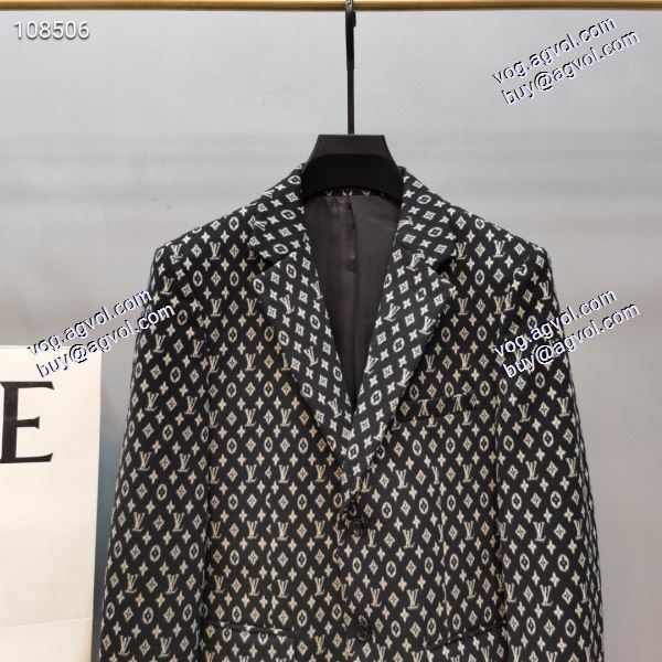 2020秋冬新作ルイ ヴィトンコピー 存在感のある LOUIS VUITTON コピー  テーラードジャケット