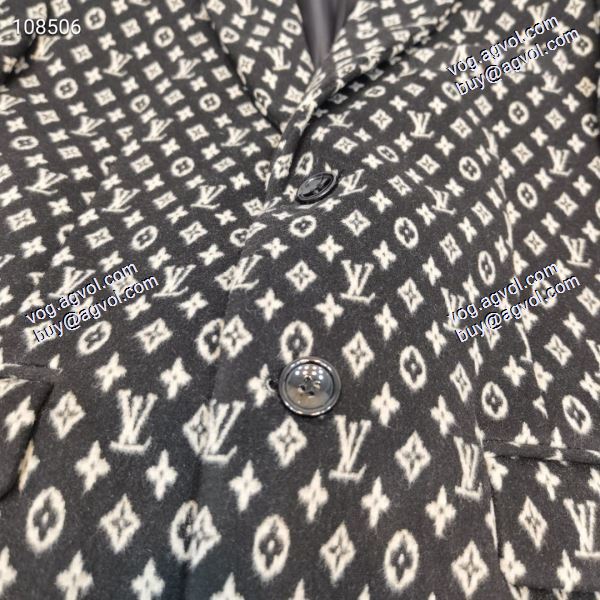 2020秋冬新作ルイ ヴィトンコピー 存在感のある LOUIS VUITTON コピー  テーラードジャケット