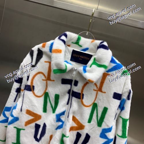 綺麗に決まるフォルム！ LOUIS VUITTONスーパーコピー 激安 2020AW ウールコート