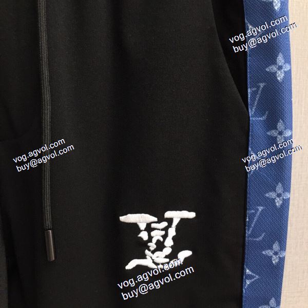ルイ ヴィトン LOUIS VUITTONブランドコピー サイズ豊富 上下セット 2020秋冬 