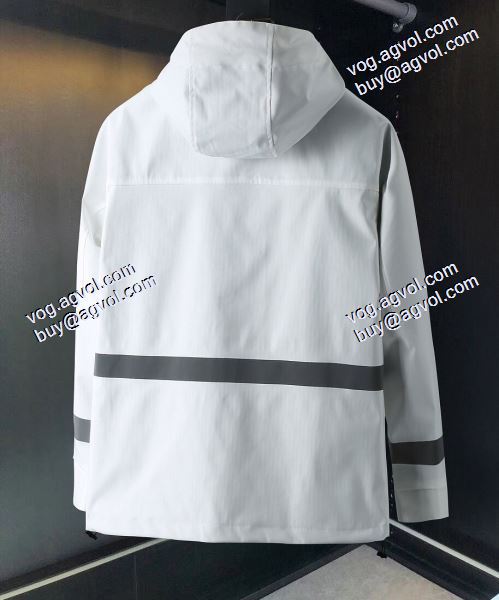 スタイルアップ効果2色可選 モンクレールコピー ブルゾン 2020秋冬新作 MONCLER コピー
