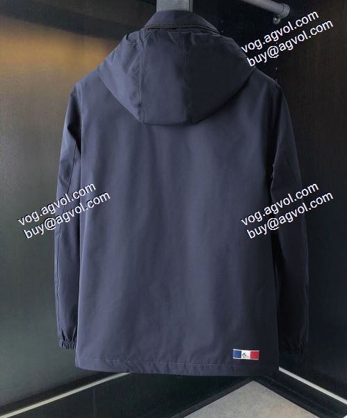 ファション性の高い 2色可選モンクレールコピー ブルゾン2020秋冬新作 MONCLER コピー