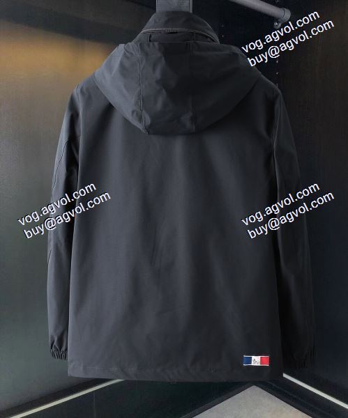 ファション性の高い 2色可選モンクレールコピー ブルゾン2020秋冬新作 MONCLER コピー