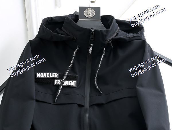ファション性の高い 2色可選モンクレールコピー ブルゾン2020秋冬新作 MONCLER コピー