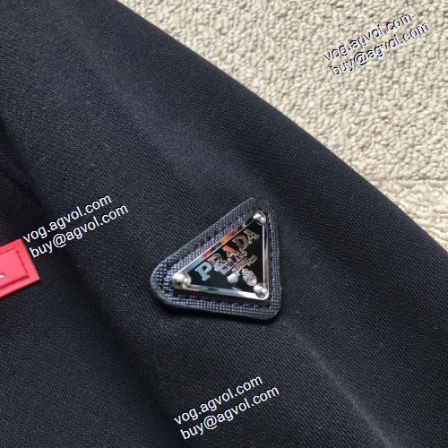  魅惑 フード付きコート 2020AWプラダコピー偽物 通販激安 2色可選 大人気再登場 PRADAコピー 個性派