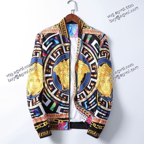 ブルゾンファション性の高い ヴェルサーチコピー 2020秋冬新作 秋の定番 VERSACE コピー