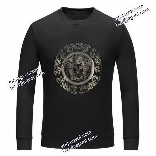  魅力的 プルオーバーパーカー 2020AW ヴェルサーチ コピー 偽物 通販激安  デザイン性の高い VERSACE コピー