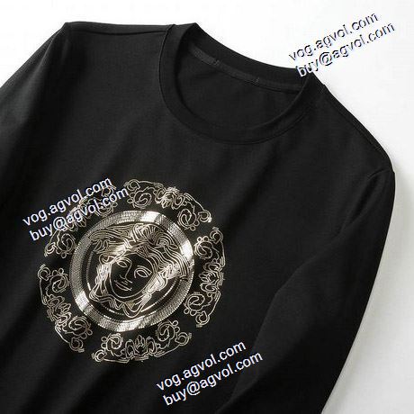  魅力的 プルオーバーパーカー 2020AW ヴェルサーチ コピー 偽物 通販激安  デザイン性の高い VERSACE コピー
