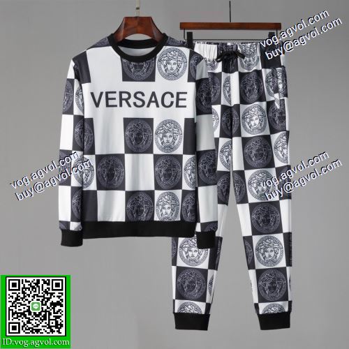 選べる極上 上下セット 2020AW ファション性の高い VERSACEブランド コピー