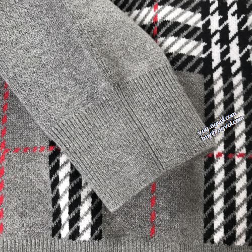 BURBERRY 2022新作 スタイリッシュな印象 バーバリースーパーコピー 激安 セーター 2色可選 スタイリッシュなデザイン 大好評 ハリのある