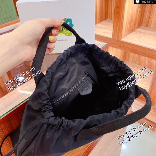 希少 バレンシアガ BALENCIAGA 2021春夏 バケツ袋 リュック、バックパック 31x33cm 2色可選 BALENCIAGAスーパーコピー 人気 ランキング