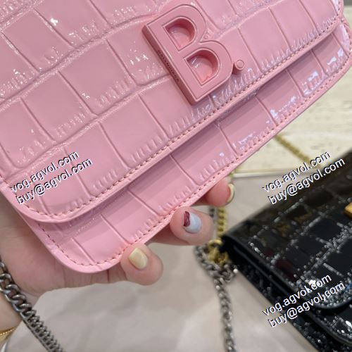 美品！ 2021春夏 バレンシアガ BALENCIAGAスーパーコピー 激安 20*13cm ショルダーバッグ 2色可選  シンプルな外観