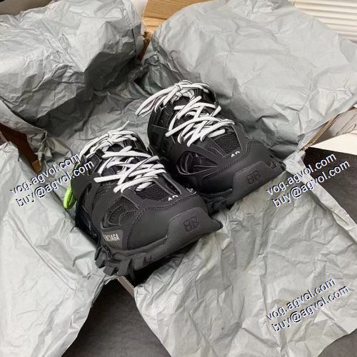 2021春夏 耐久性に優れ バレンシアガ BALENCIAGA ランニングシューズ スニーカー 2色可選 バレンシアガコピー 汚れも目立ちにくい