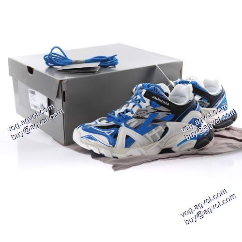 絶大な人気を誇る 2021春夏 Track 2 Sneakers