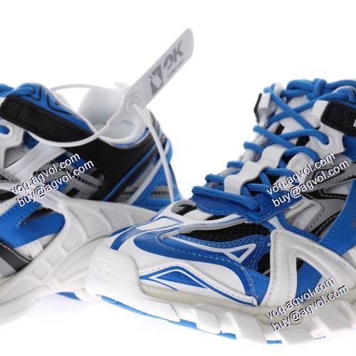 絶大な人気を誇る 2021春夏 Track 2 Sneakers