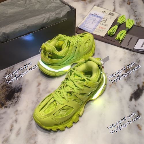 2021春夏 重宝するアイテム バレンシアガスーパーコピー BALENCIAGA ランニングシューズ スニーカー 激安 滑りにくい