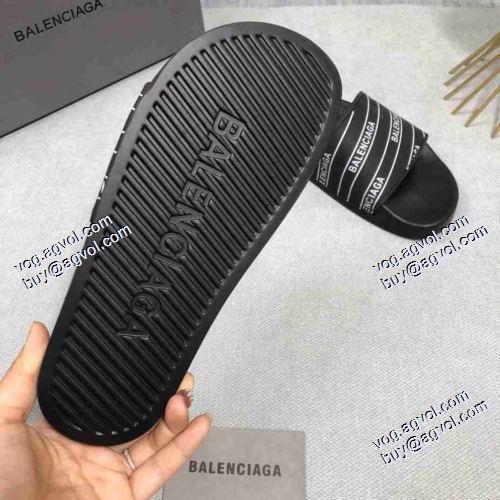 2021春夏 バレンシアガ BALENCIAGA サンダル バレンシアガブランドコピー リゾートスタイル 着用