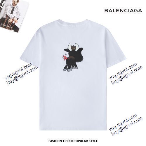 売れ筋のいい 2021春夏 BALENCIAGA バレンシアガ 4色可選 BALENCIAGAスーパーコピー 激安 半袖Tシャツ ラックスした雰囲気