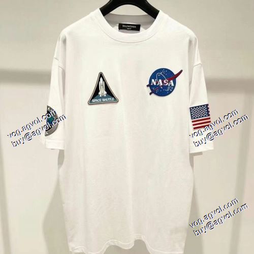 お洒落に魅せる 2021春夏 バレンシアガ BALENCIAGA 半袖Tシャツ 2色可選 BALENCIAGAコピーブランド お洒落に魅せる