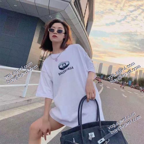 オリジナル バレンシアガ BALENCIAGA 2021春夏 半袖Tシャツ 2色可選 BALENCIAGAブランドスーパーコピー 幅広いジャンル