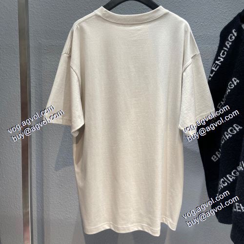 2021春夏 大好評 バレンシアガブランド コピー  BALENCIAGA 半袖Tシャツ 自分らしいスタイリング