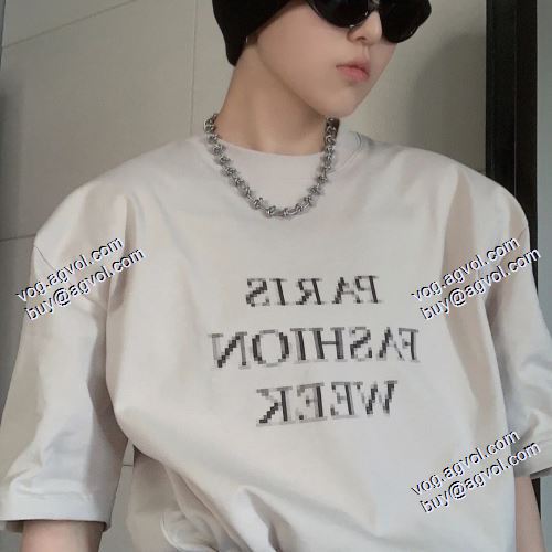 2021春夏 大好評 バレンシアガブランド コピー  BALENCIAGA 半袖Tシャツ 自分らしいスタイリング
