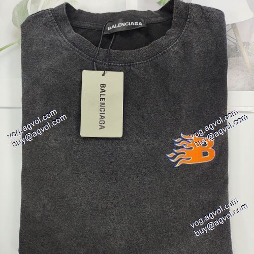 大人気再登場 2021春夏 バレンシアガ BALENCIAGA 半袖Tシャツ BALENCIAGAコピー 着回し度抜群