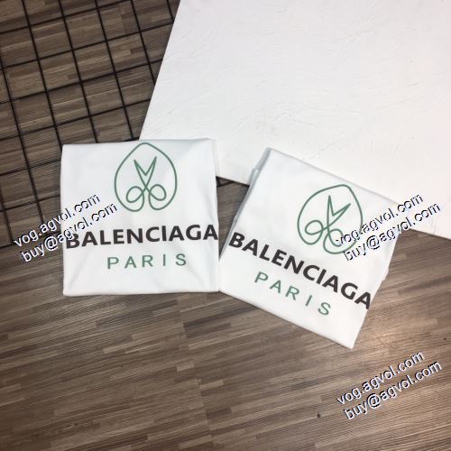 目玉商品 2021春夏 バレンシアガ BALENCIAGA 半袖Tシャツ BALENCIAGAコピー ブランド 肌に密着