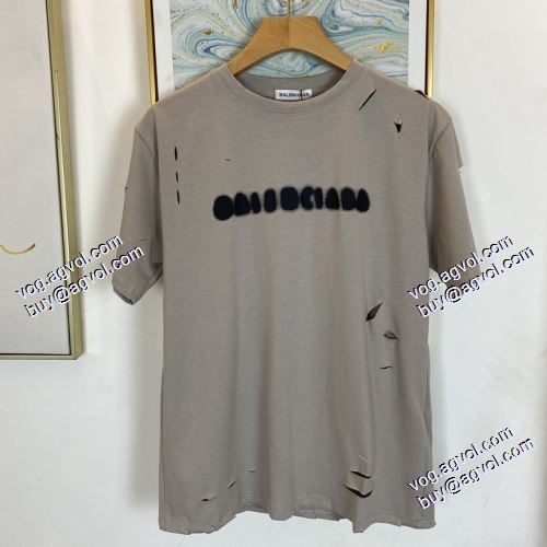 肌触りのいい バレンシアガブランド コピー 大人気アイテム！入手困難 2021春夏 バレンシアガ BALENCIAGA 半袖Tシャツ 2色可選